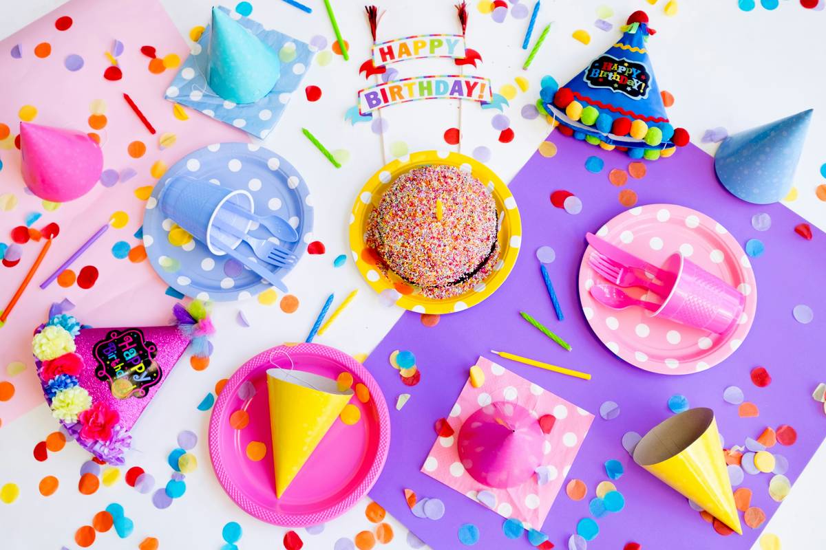 27 Birthday Decoration Ideas Simple Enough for Last-Minute Panic (But Still Insta-Worthy)