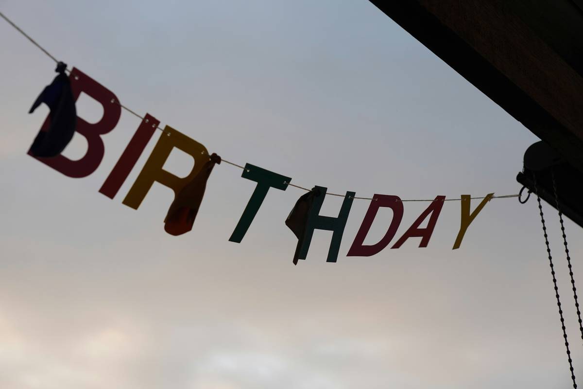 27 Fresh & Festive Ideas for Birthday Celebrations That Wow Without Breaking the Bank