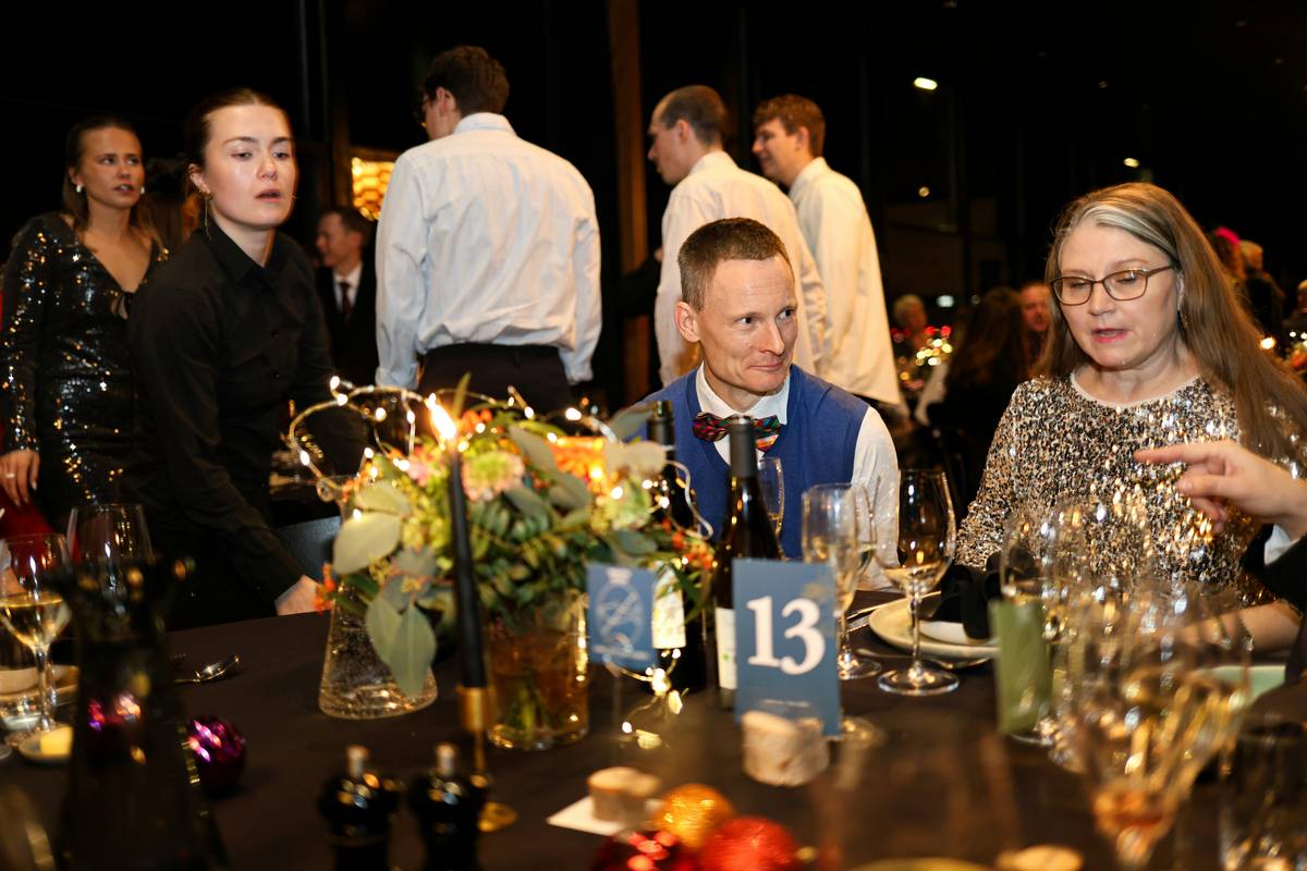 marine corps birthday ball ceremony: Honor, Tradition & Decor Done Right